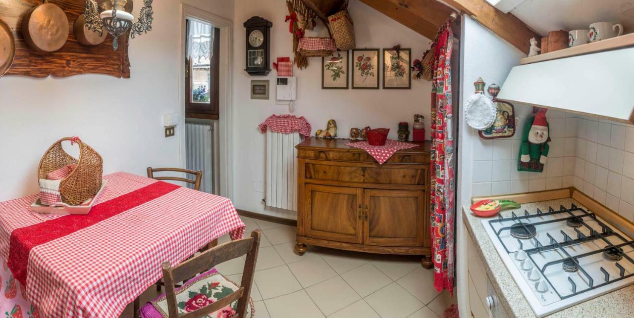 フェラーラPiccola Casa Anticaアパートメント エクステリア 写真