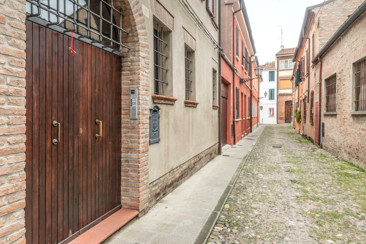 フェラーラPiccola Casa Anticaアパートメント エクステリア 写真